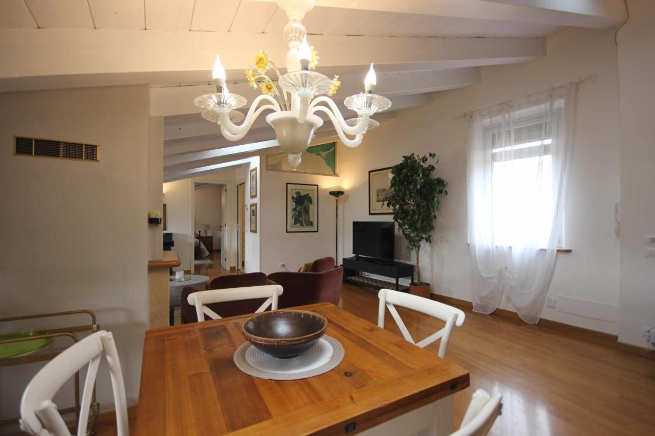 Case Vr Holiday Attico San Domenico Verona Exteriör bild